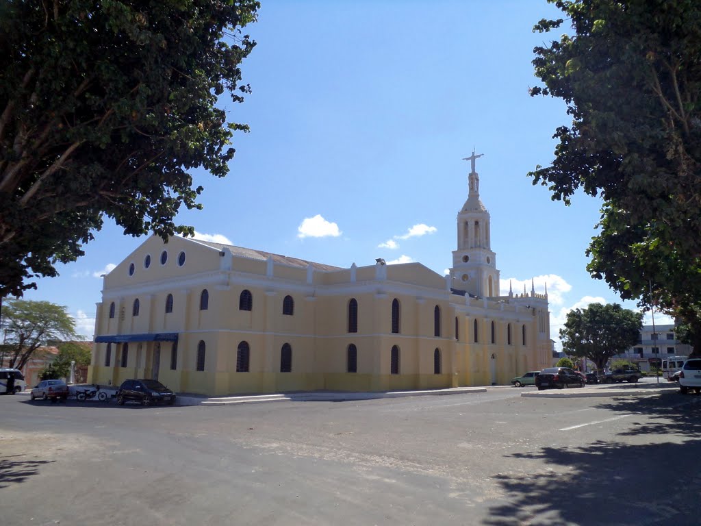 Igreja-Matriz - Paróquia de Sant'Ana - Diocese de Tianguá by Macílio Gomes