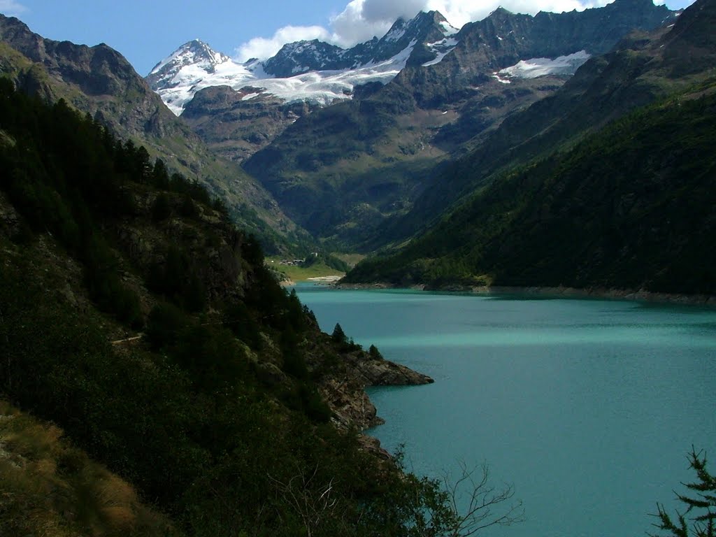 LAGO DI PLACE MOULIN by DONALD