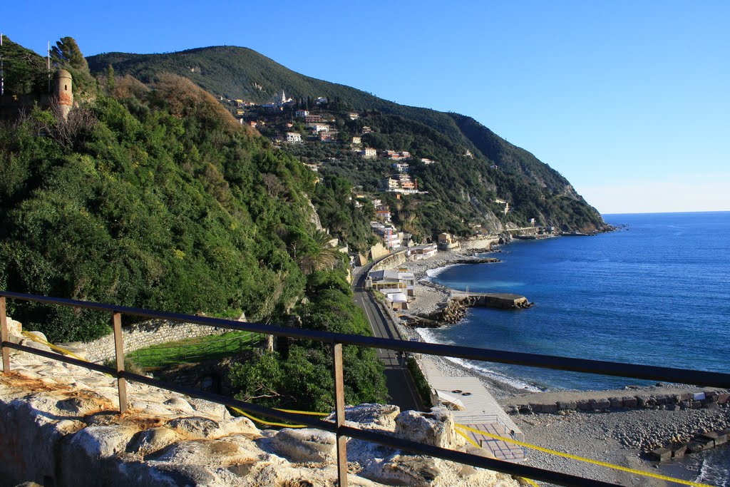 Moneglia - lungomare d levante by Renzo Garabini