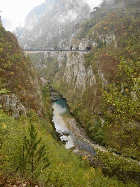 Plavi most iznad kanjona Pive-Mratinje by Boky Milijasevic