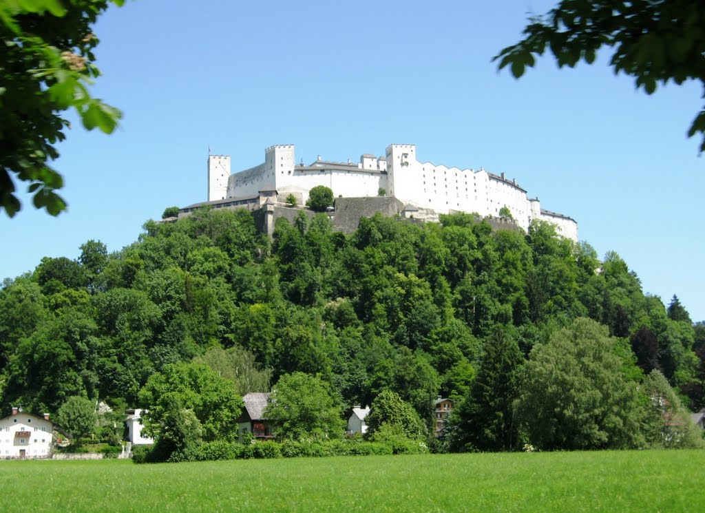 Hohensalzburg, Austria by Gunnar