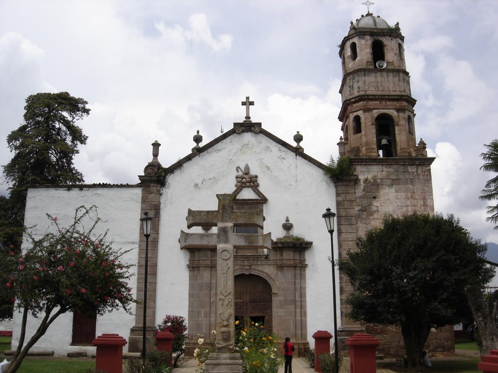 Iglesia de Santa Fé de la Laguna by Jose Corona