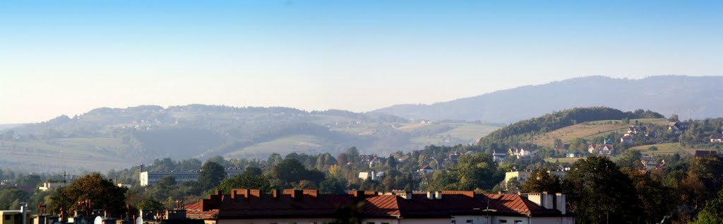 Panorama z mojego osiedla, Limanowa 30.09.2011 r. by Roman Szuszkiewicz