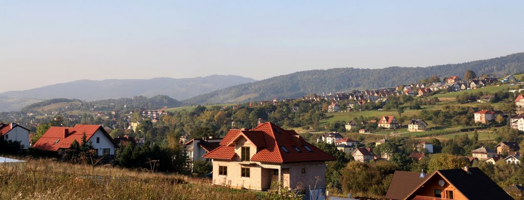 Panorama z mojego osiedla, Limanowa 30.09.2011 r. by Roman Szuszkiewicz