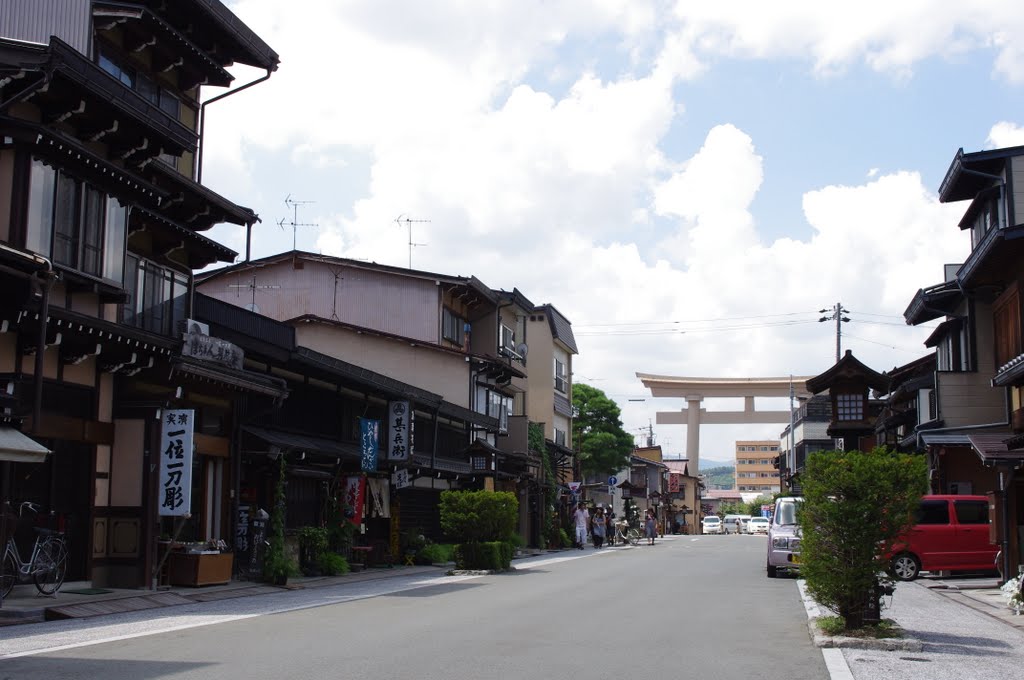 桜山八幡宮参道 by system/360