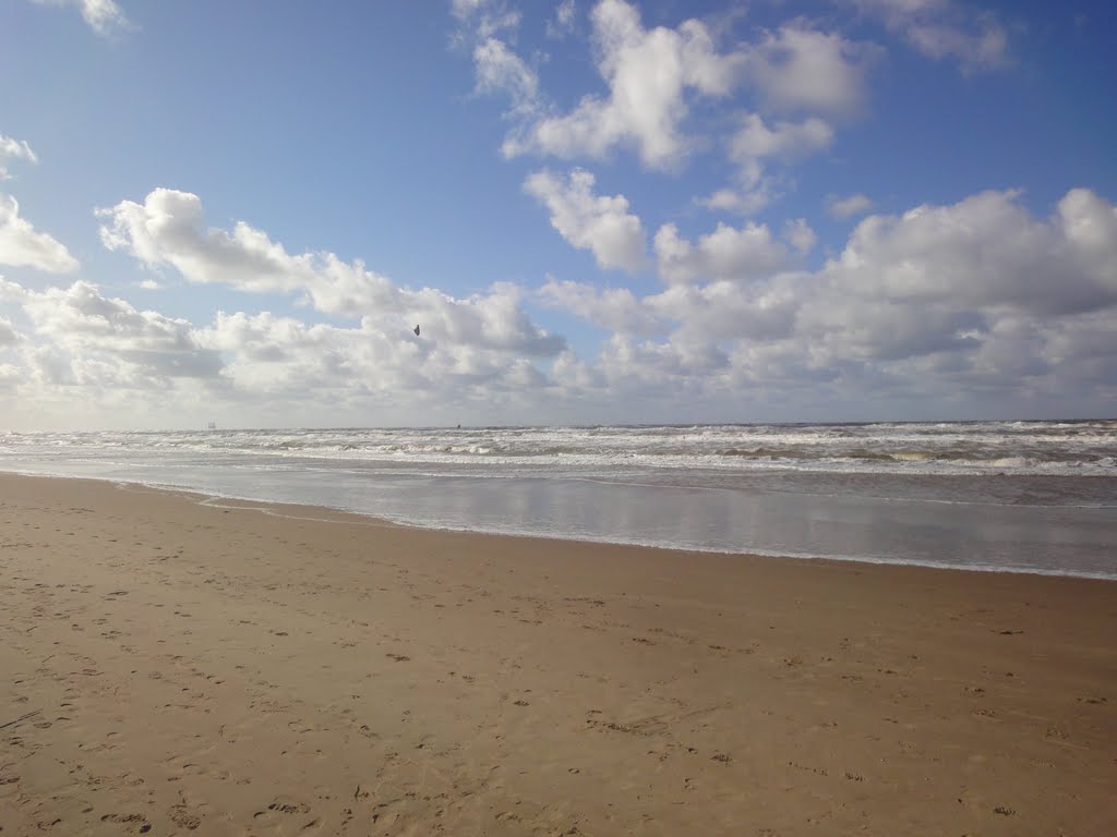 Bergen aan Zee by XanderBW