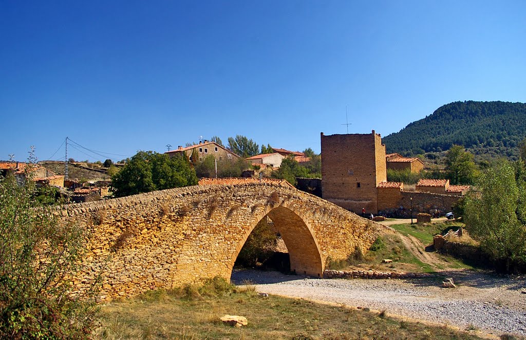 Puente de Sant Miquel de la Pobla(Pobla del Bellestar) by Peter cero