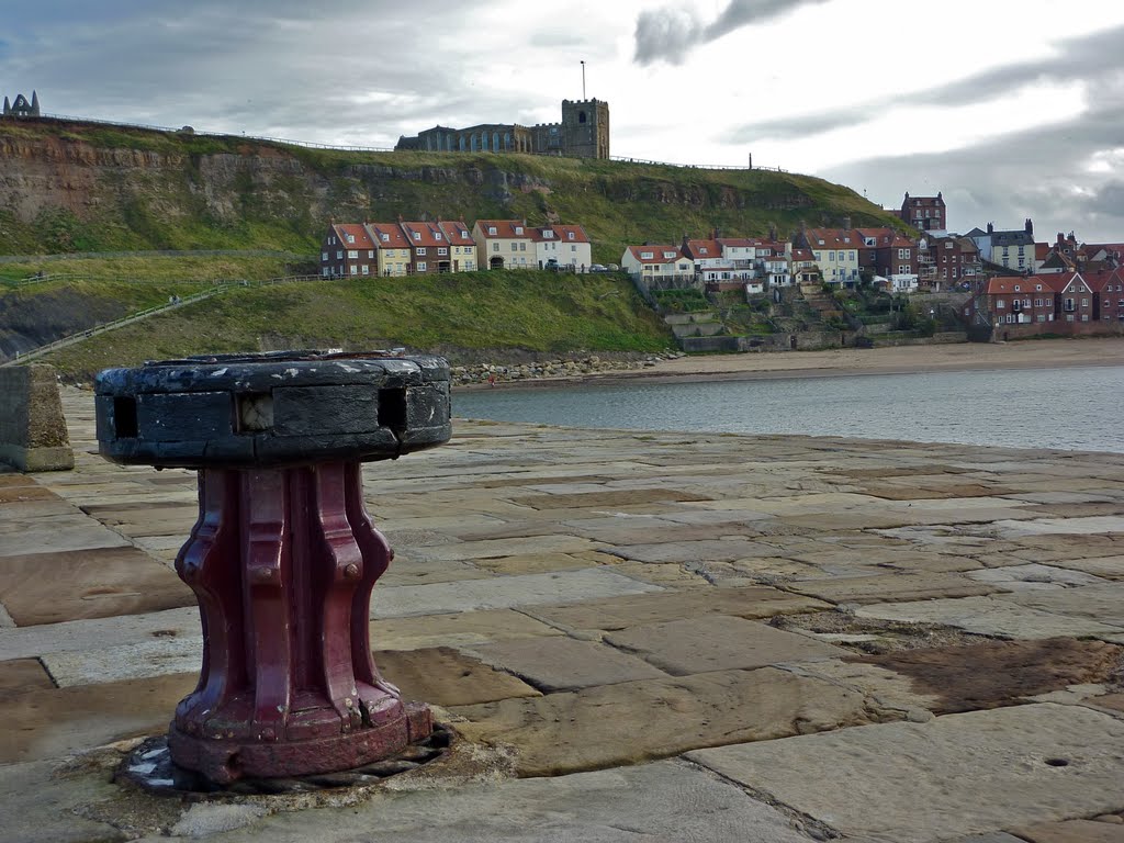 Whitby by Ibshadow