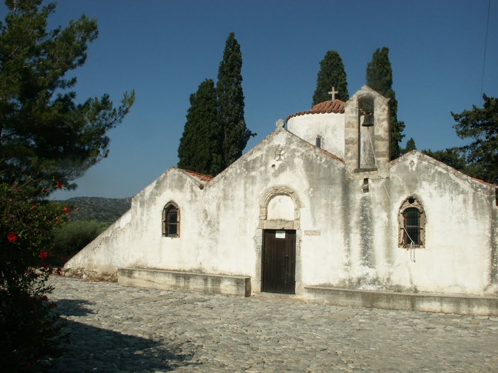 Eglise Bysantine de Krista, Crète by Bernard Beb