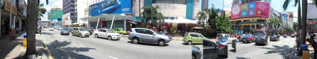 Bukit Bintang, Kuala Lumpur, Federal Territory of Kuala Lumpur, Malaysia by Daibo Taku