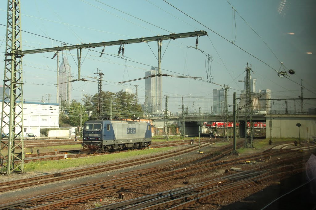 Frankfurt Railway Yard by SANKARS