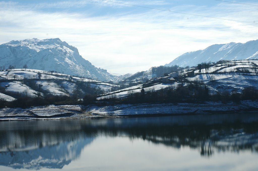 Emblase de los Afilorios by Jose Maria