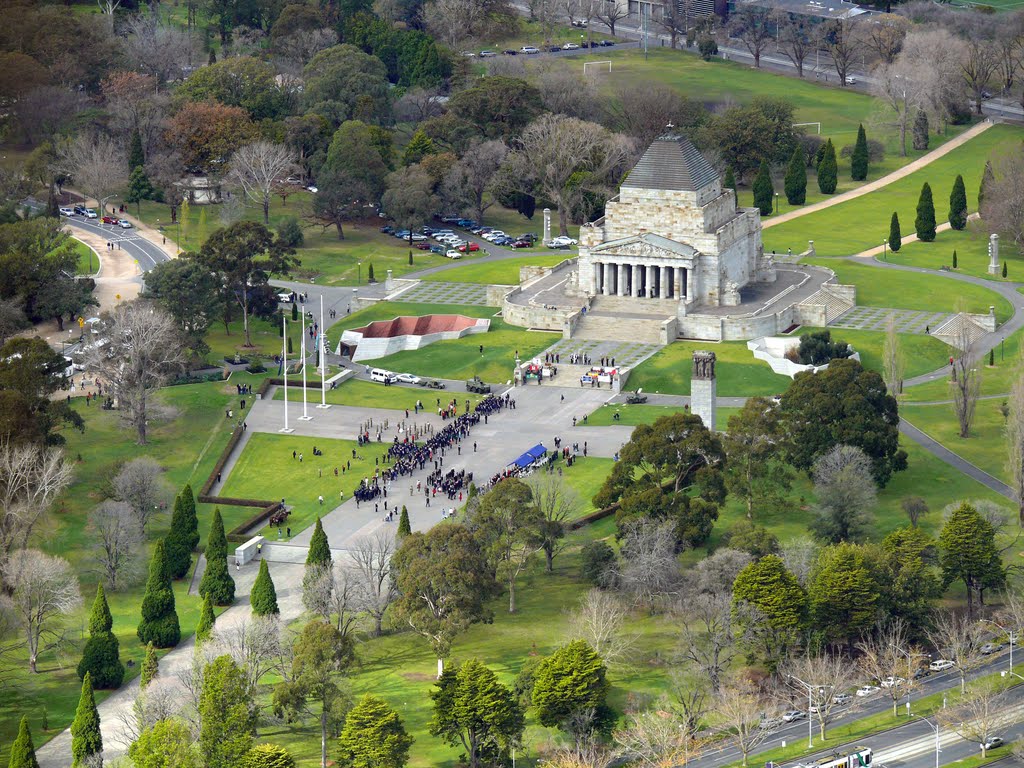 The Shrine of Remembrance, Melbourne by Ilya Borovok