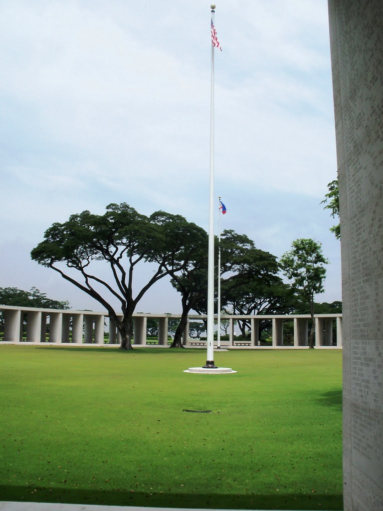 Manila American Cemetary & Memorial by Idawriter