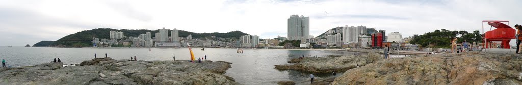 Busan Songdo Beach Panorama by 한윤식(Han Yoon-Sik)