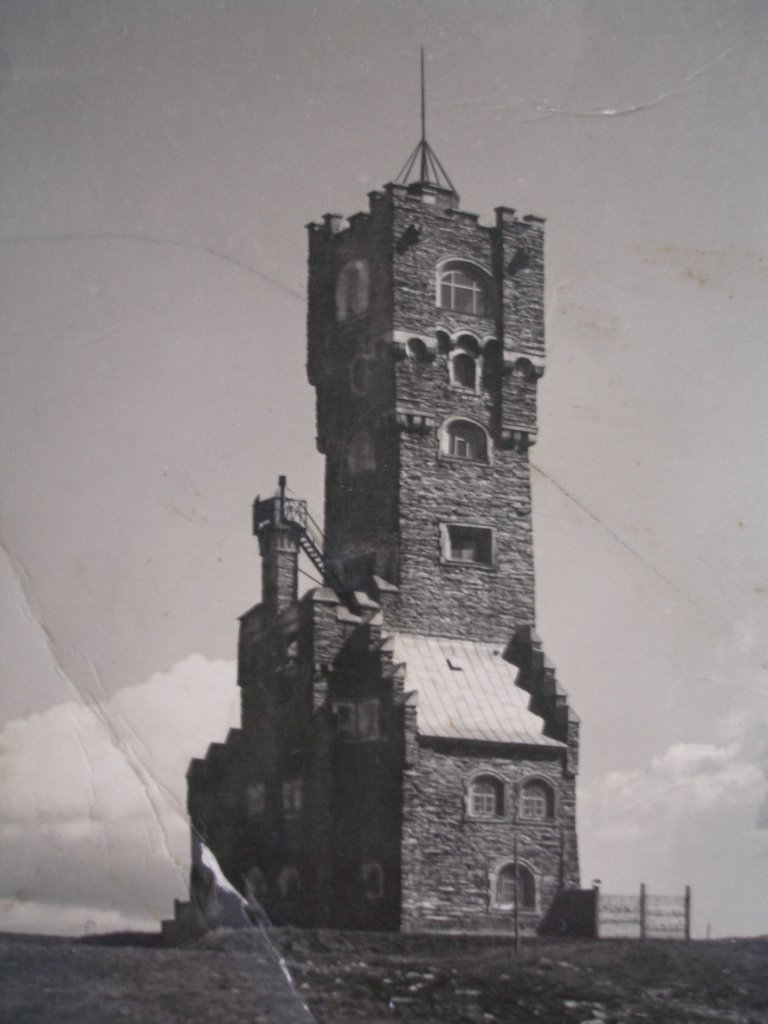 Praděd (1492m) - Kamenná Rozhledna(foto z roku 1950) by valsoraj