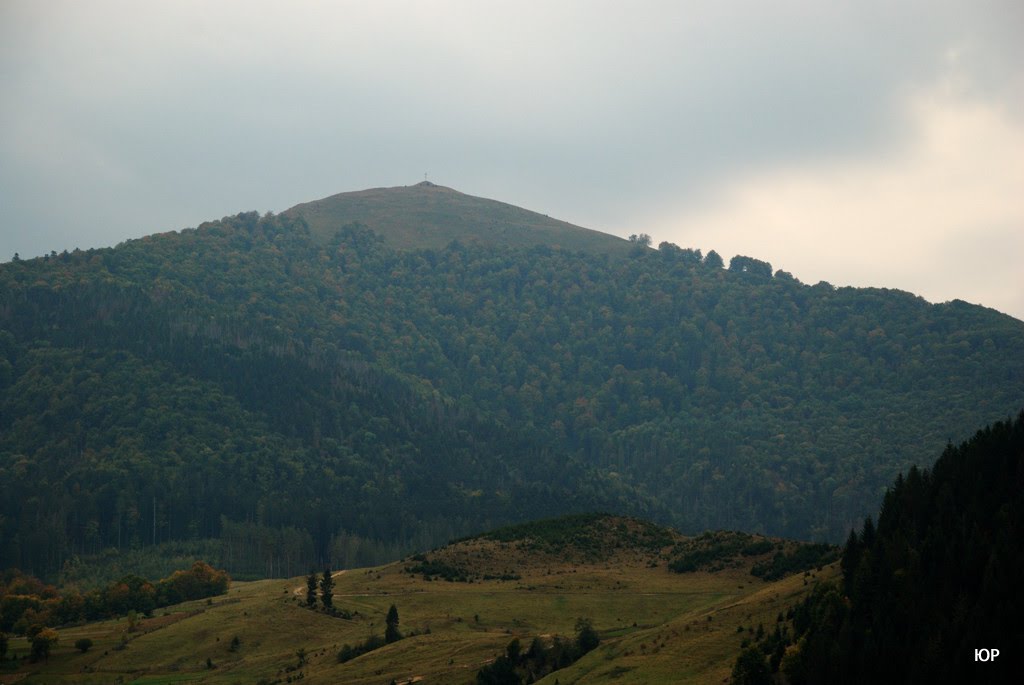 Volovets', Zakarpats'ka oblast, Ukraine by Юрій Pепало