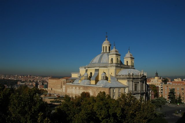 Iglesia San Francisco El Grande desde Hotel Reyes Católicos by Rafael P.