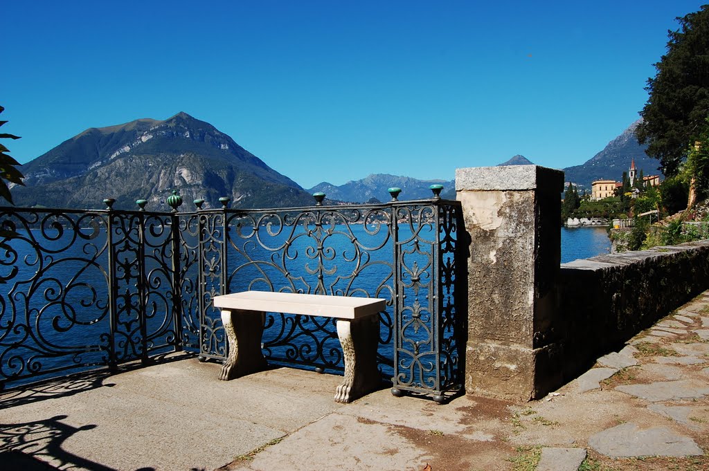 Lago di Como Varenna Villa Monastero by linsarp