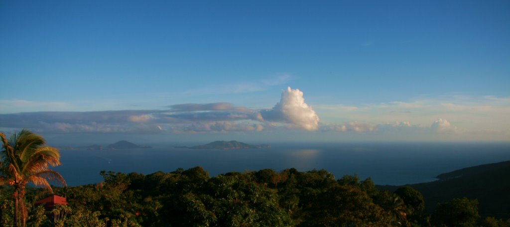 Les Saintes vues de Basse Terre by tropicano