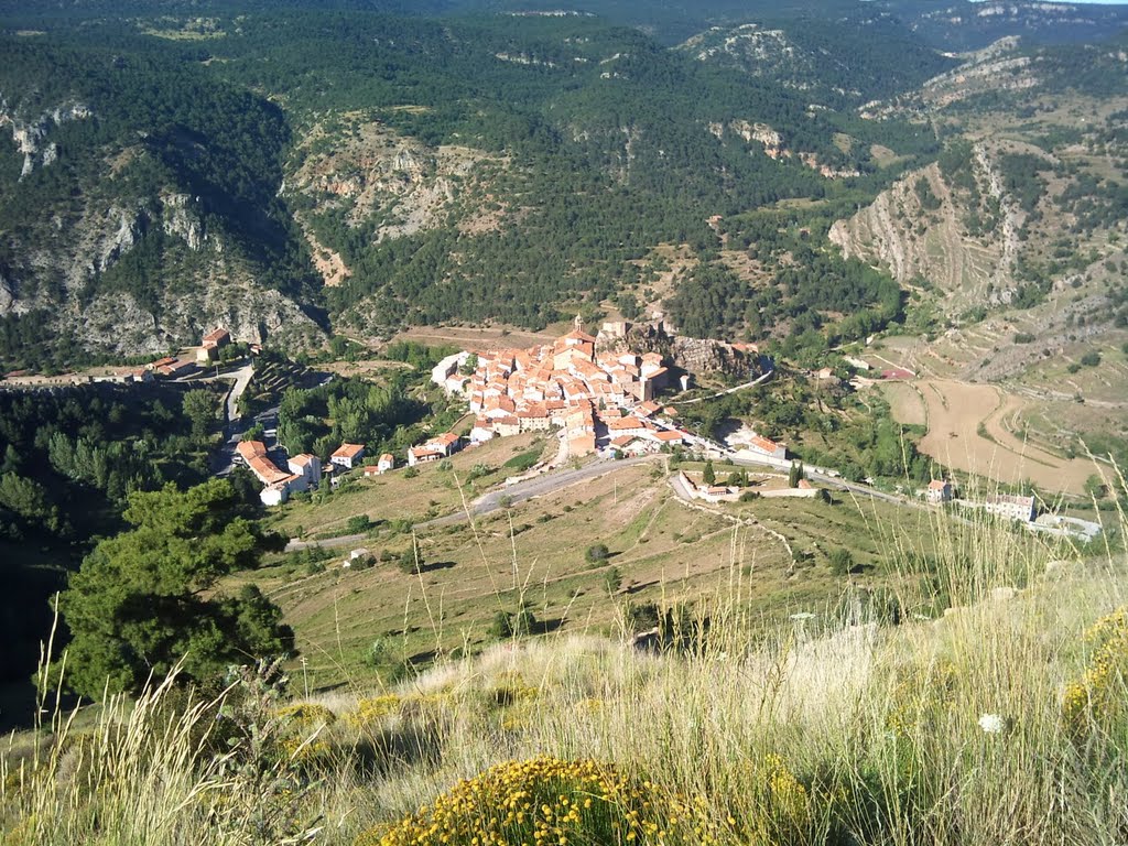 Linares de Mora desde el Alto by Pepino Di Capri