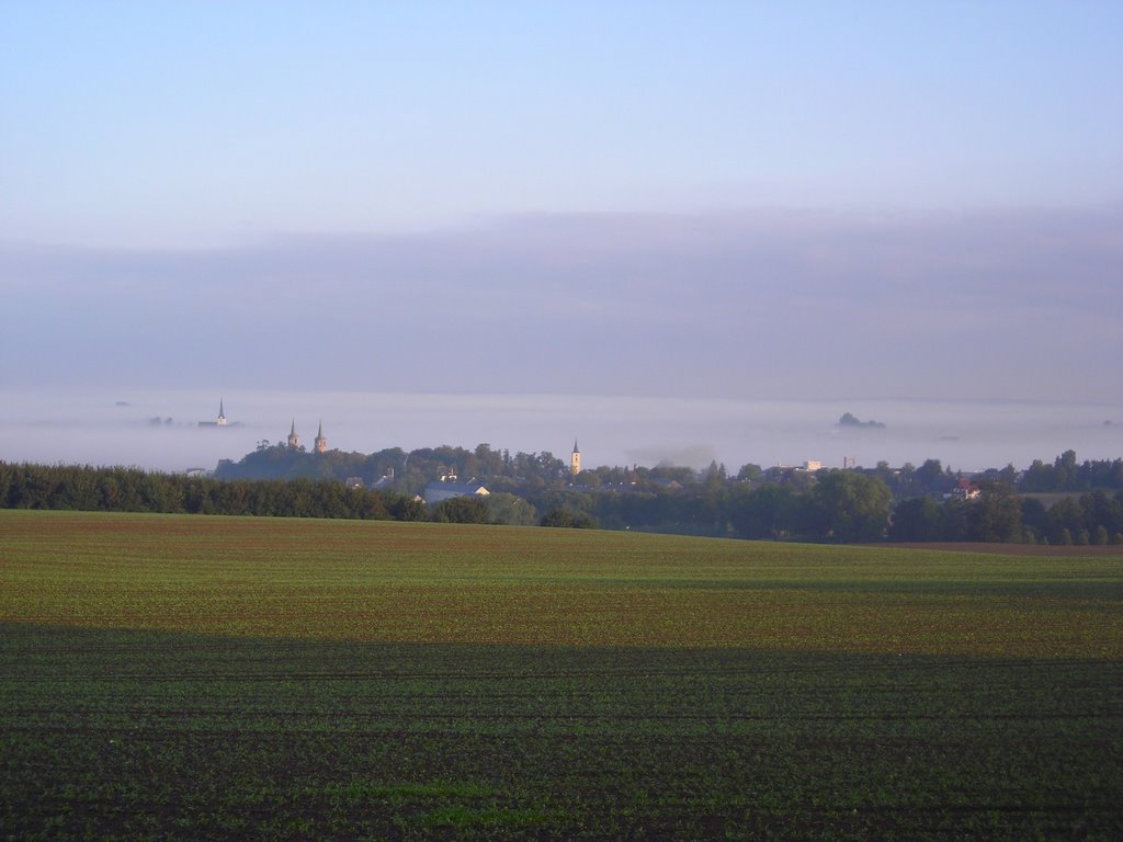 Ground fog in the Wisenta valley (from Buchhübel) by Bendenschneider