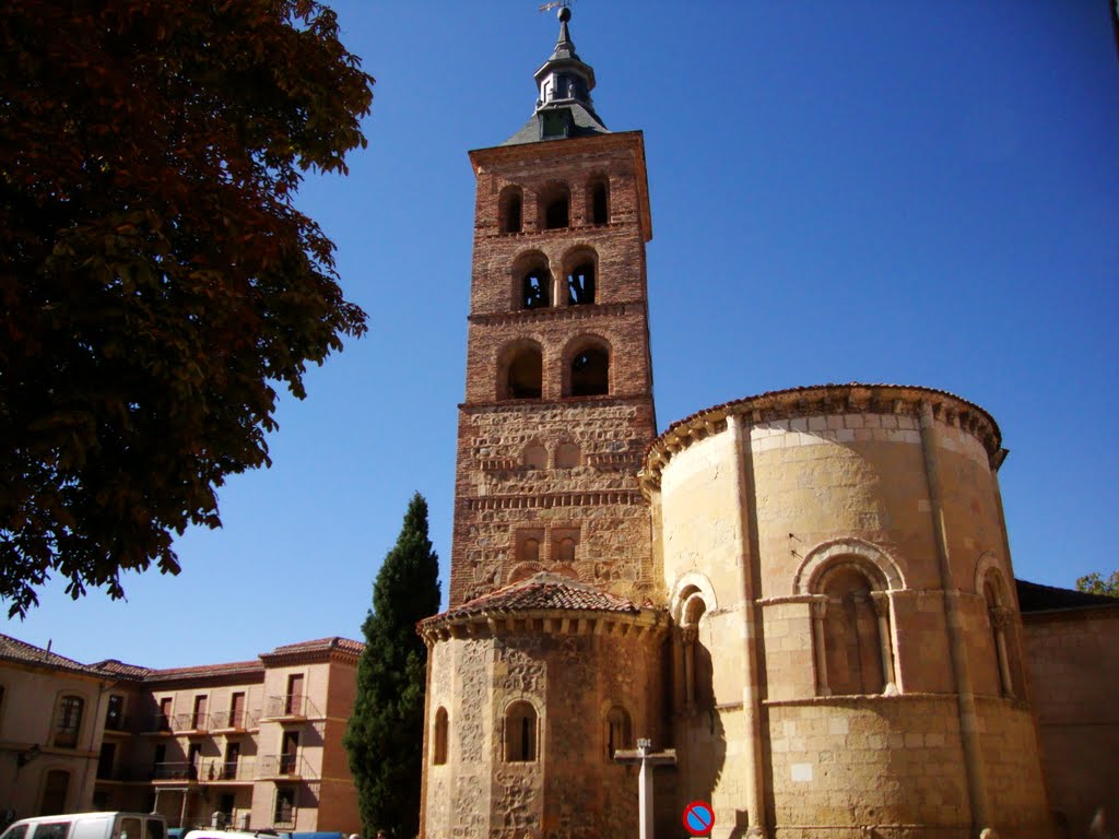 Segovia, España by Rolando Canessa