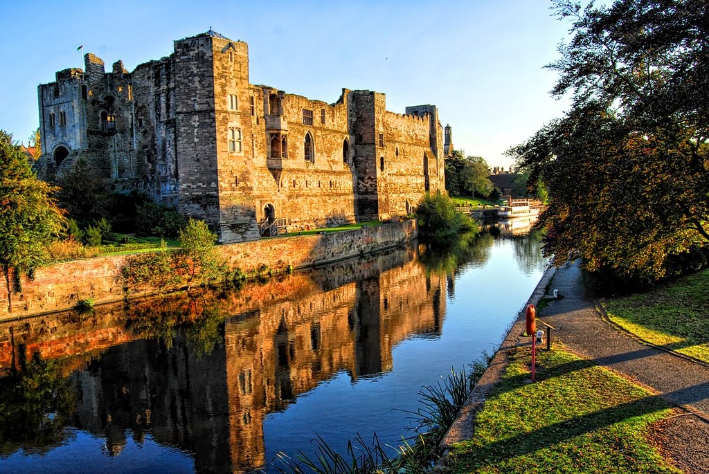 Castle Newark-on-Trent.England by Adixas