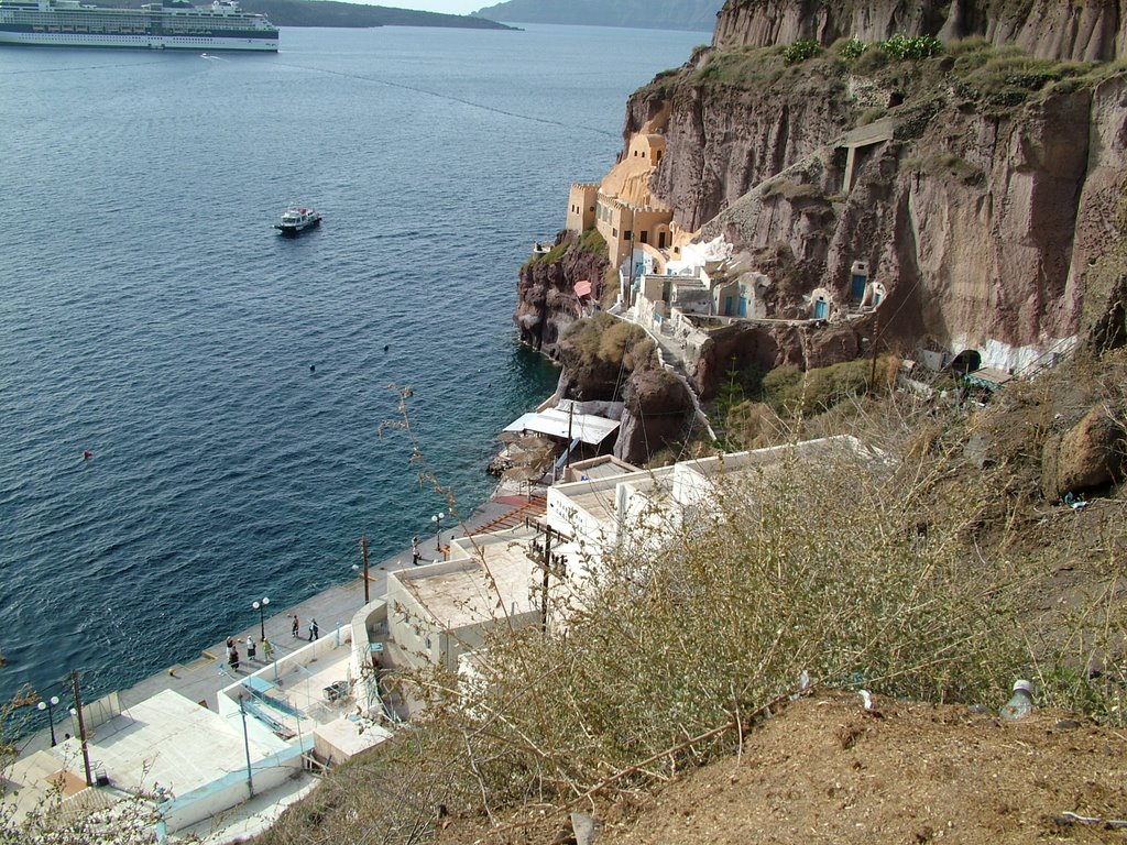 VIEW FROM SANTORINI MILLENIUM CRUISE SHIP by pandamac