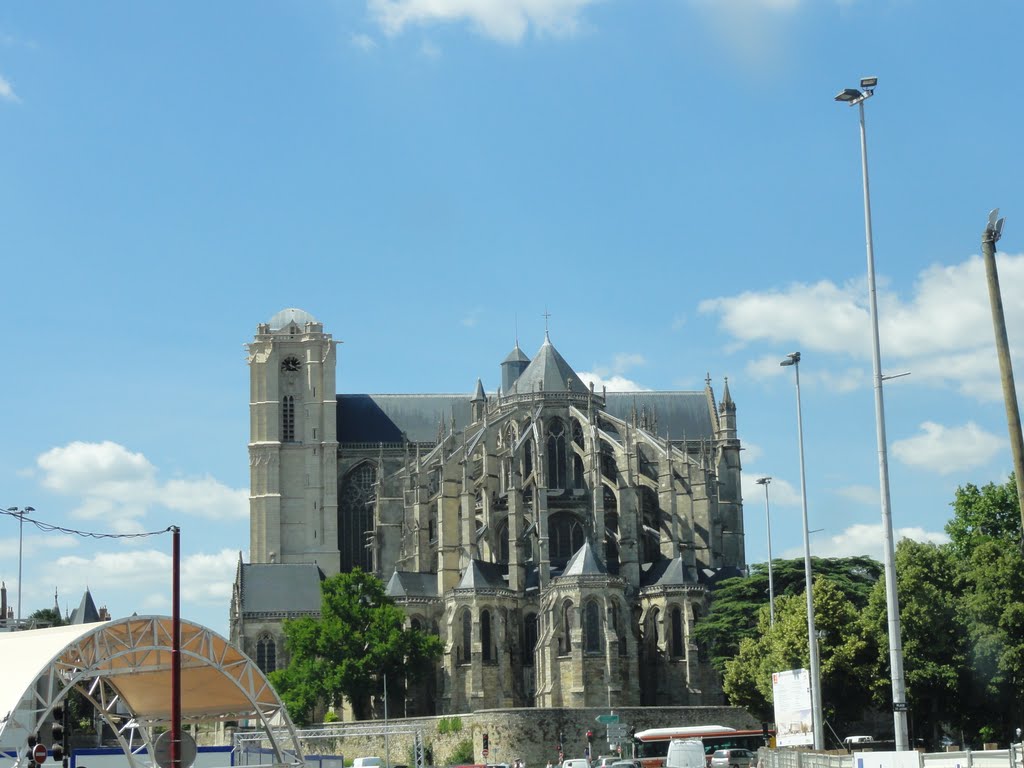 On the Road...France-June 2011 by MyRoadTripPictures