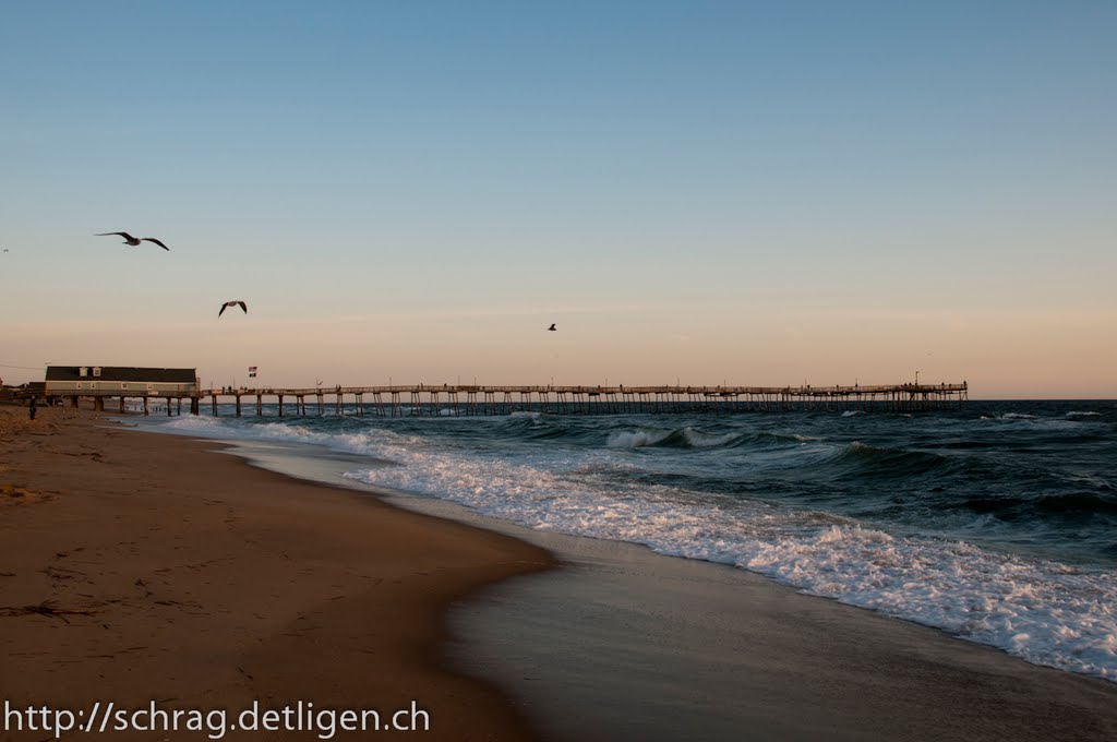 Kill Devil Hills, Pier by schrag