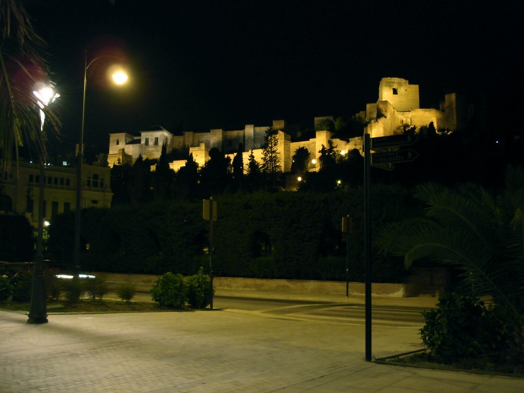 Alcazaba de Málaga by Redi Pérez