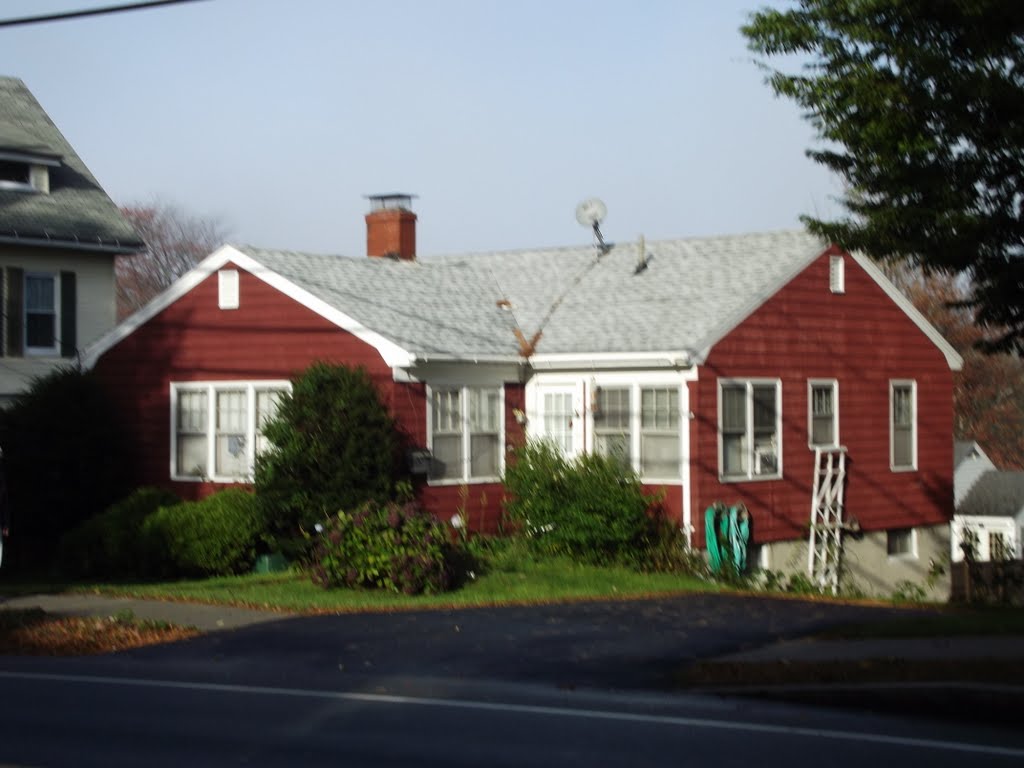 L shaped red house. by JBTHEMILKER