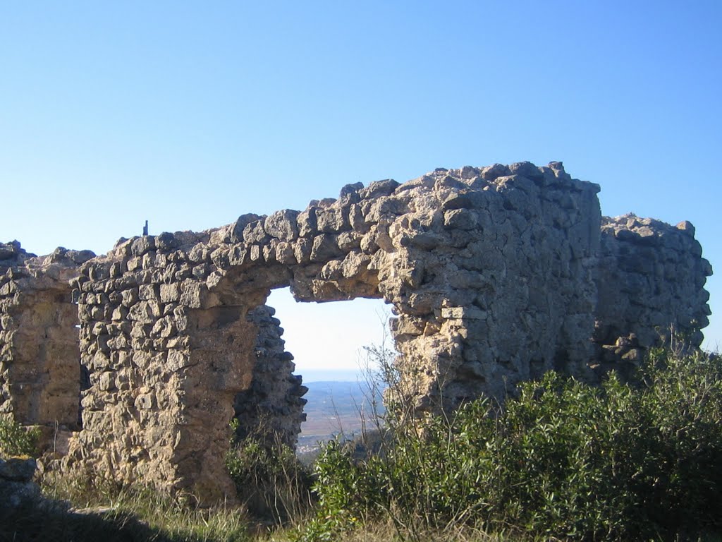 Castell de Montmell - La Juncosa de Montmell by JOSE MANUEL SANS