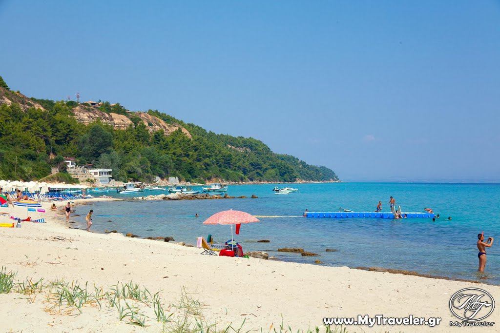 Athitos beach - Chalkidiki - Greece by MyTraveler.gr