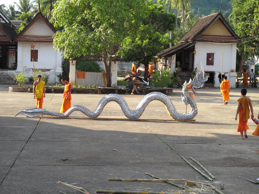 Luang Prabang, Laos by alvincent