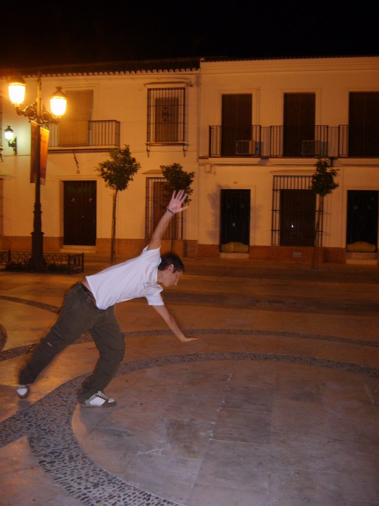 Rodri en la plaza de las monjas, Moguer by Vallole