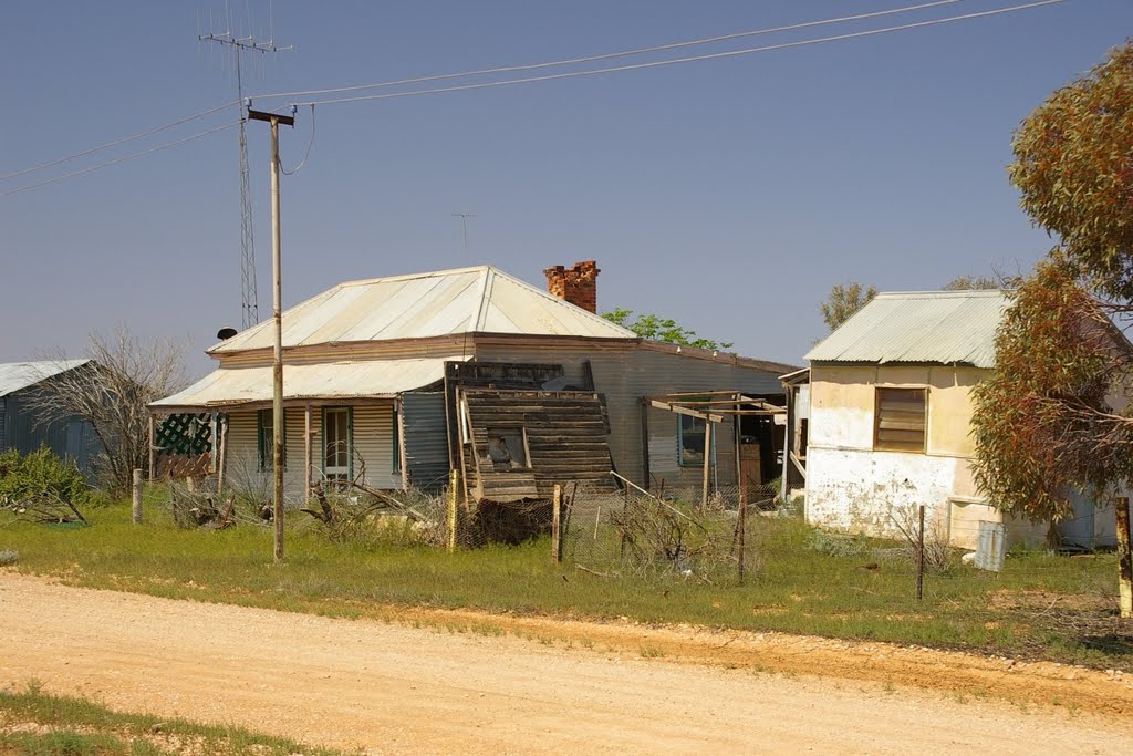 Derelict Cottage, Olary, 2 October 2005 by ilmar v