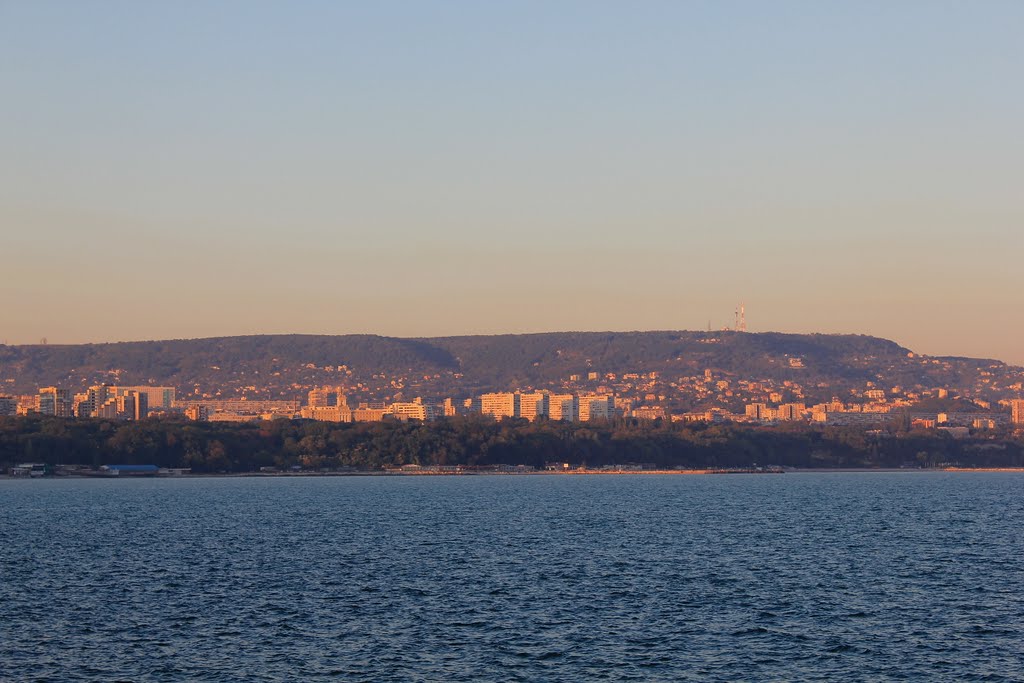 Varna at dusk by aticank Nikolay Kole…