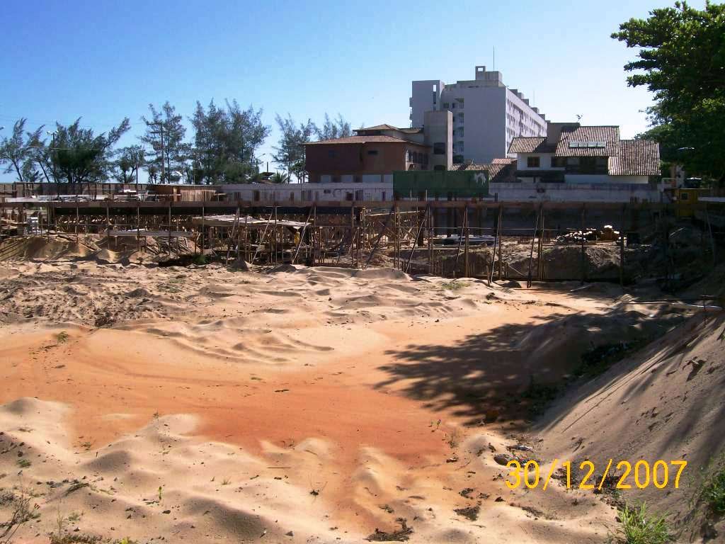 FOUNDATION BUILDING IN EMBOASSICA, MACAÉ, RIO DE JANEIRO, BRAZIL-RYDOJ by RYD Panoramio photos