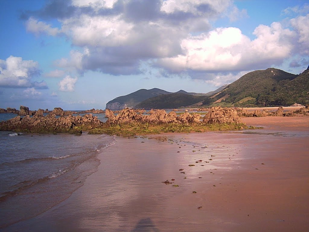 Playa de Trengandin by Dejavú