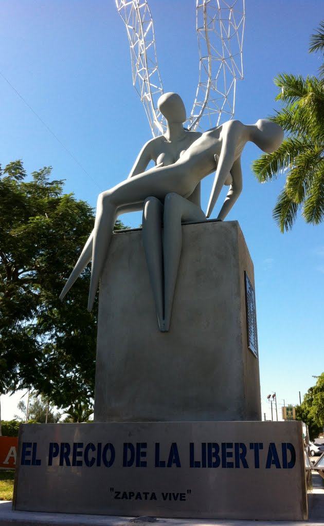 Monumento en memoria de quien ofrendó su vida por la libertad de Cuba, Orlando Zapata Tamayo. Ciudad de Hialeah, Florida EEUU. Obra del Escultor Rafael Consuegra. by perezmontejo