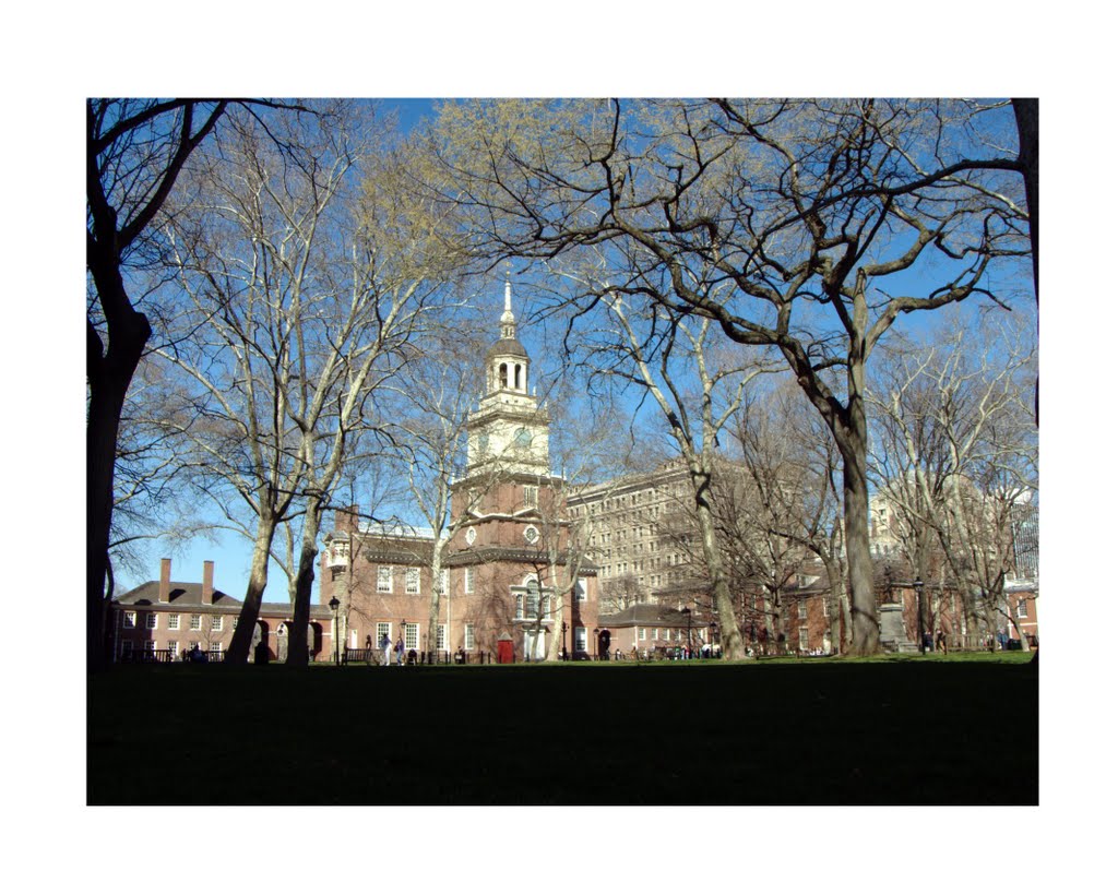 Rear View of Independence Hall by jody pallante