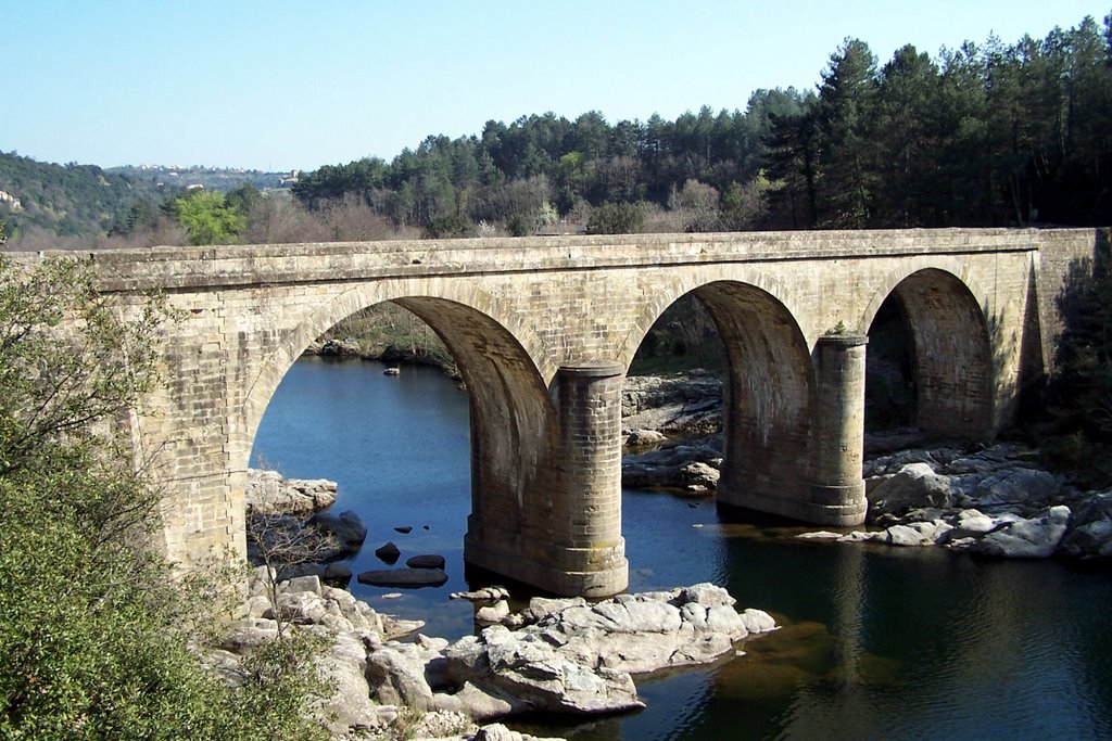 GRAVIERES pont sur chassezac by Marc C