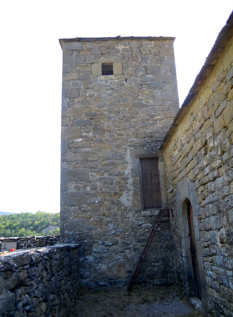 ORDOVÉS , Guarguera ; La iglesia de San Martín en el año 2011 . by Don.Ebro