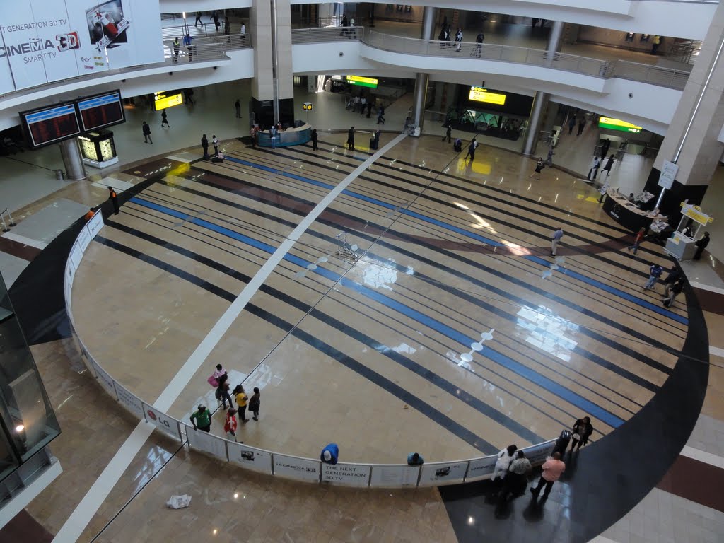 OR Tambo International Airport (JNB), Domestic Terminal, Kempton Park 1627, Zuid-Afrika by MrRobbert.P