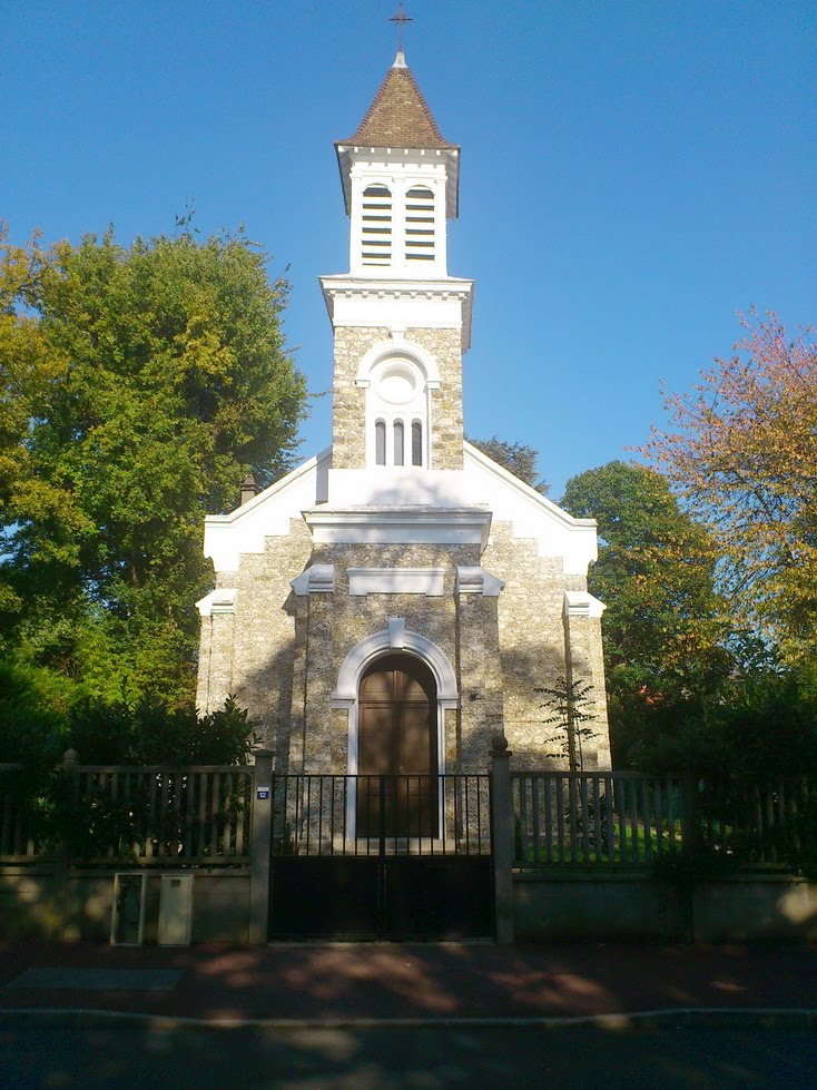 Vaucresson, chapelle Sainte-Hélène by pineau92