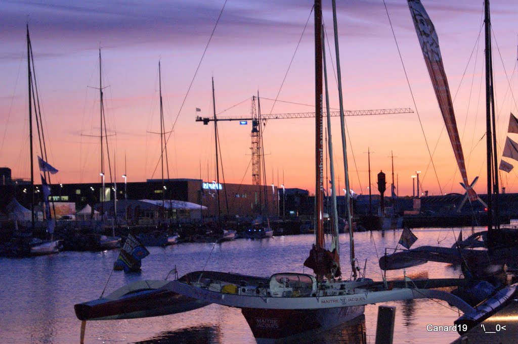 Le Havre, France by Julien “Canard” BLAC…