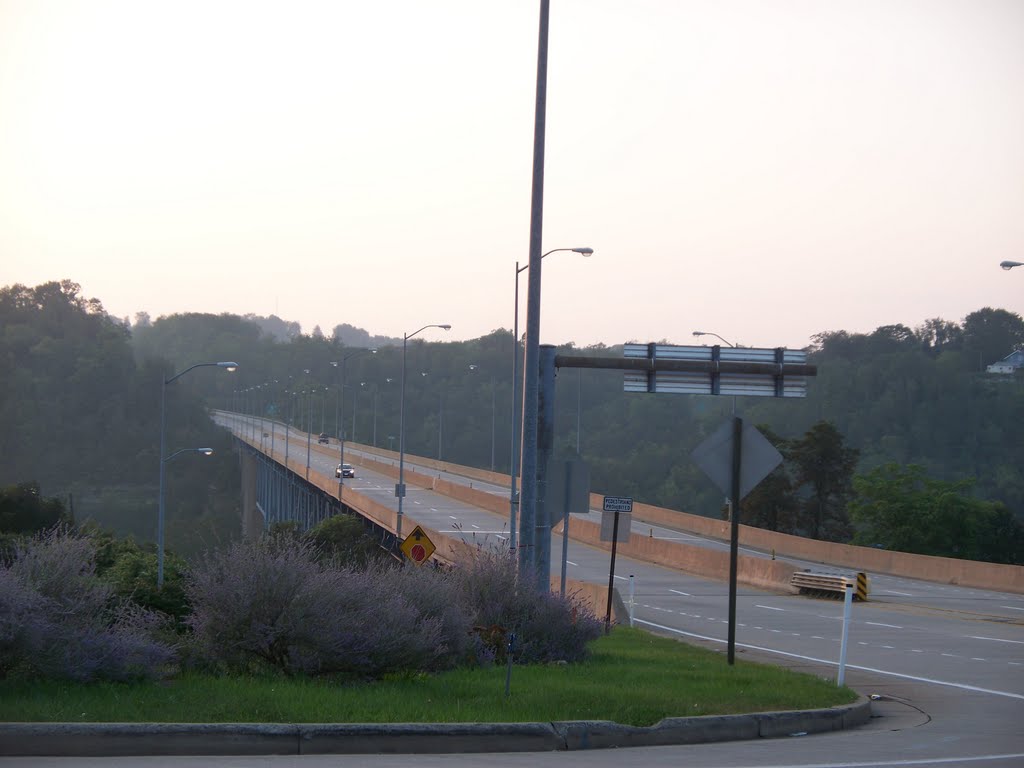 Market Street Bridge by rcmori