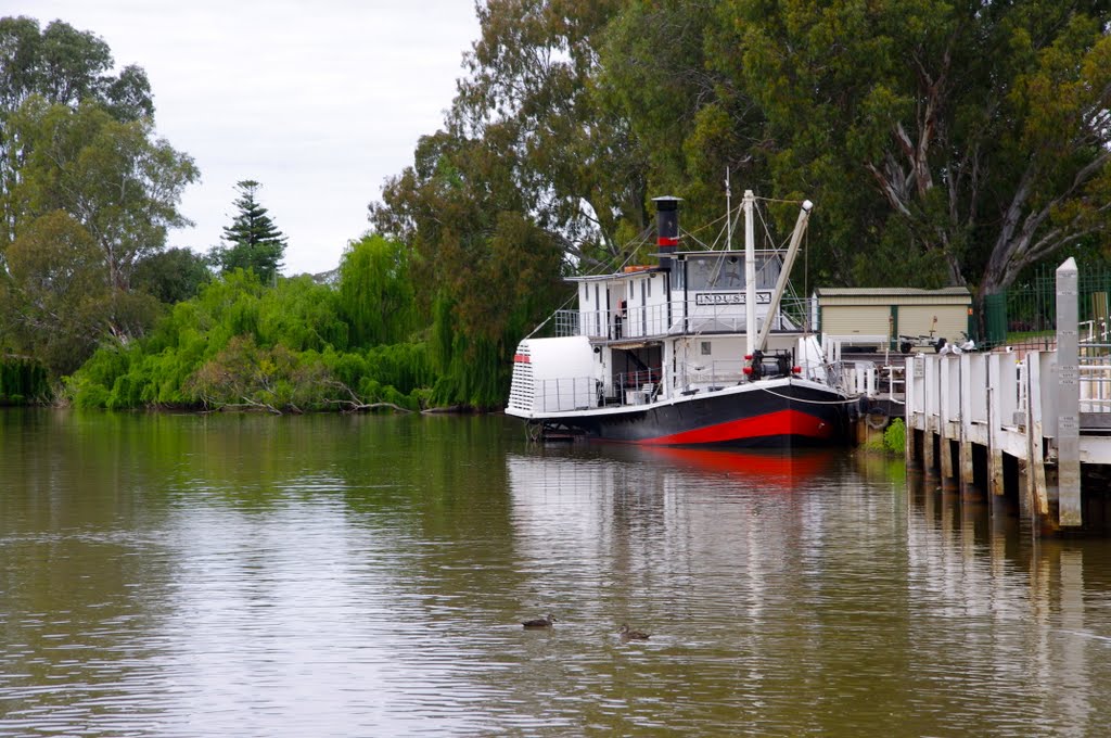 P.S. Industry on the Murray River at Renmark by snucklepuff